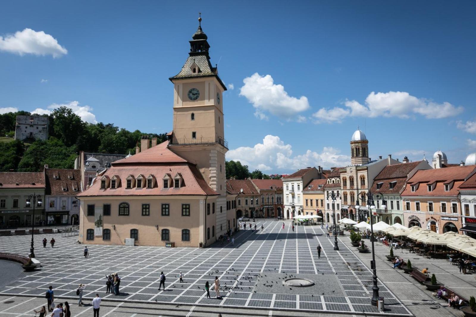 4 Rooms Piata Sfatului Brașov Exterior foto