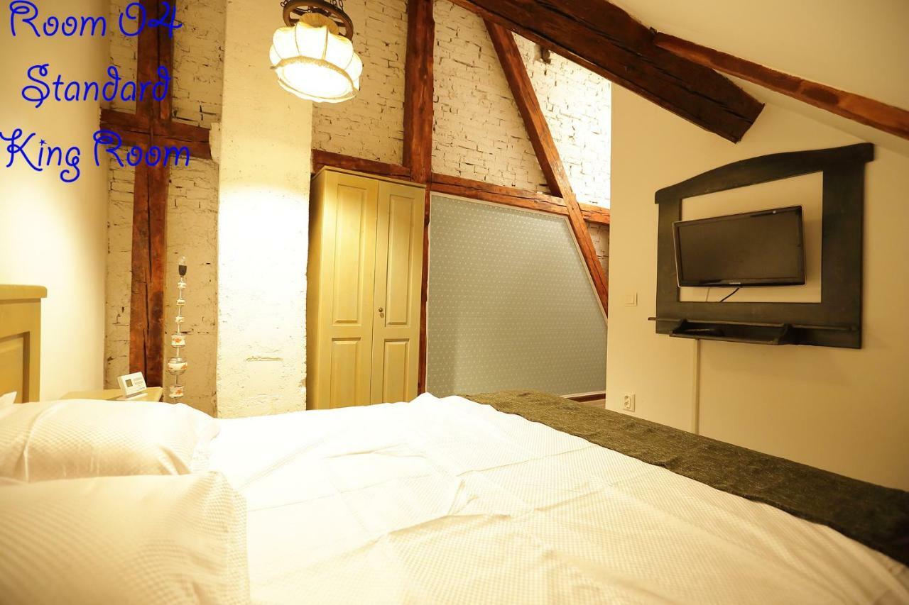4 Rooms Piata Sfatului Brașov Exterior foto